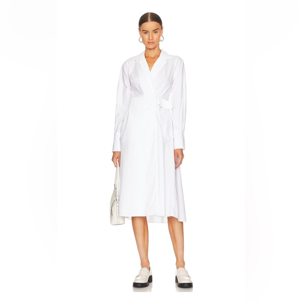 L’ACADEMIE white dress never worn XXS!